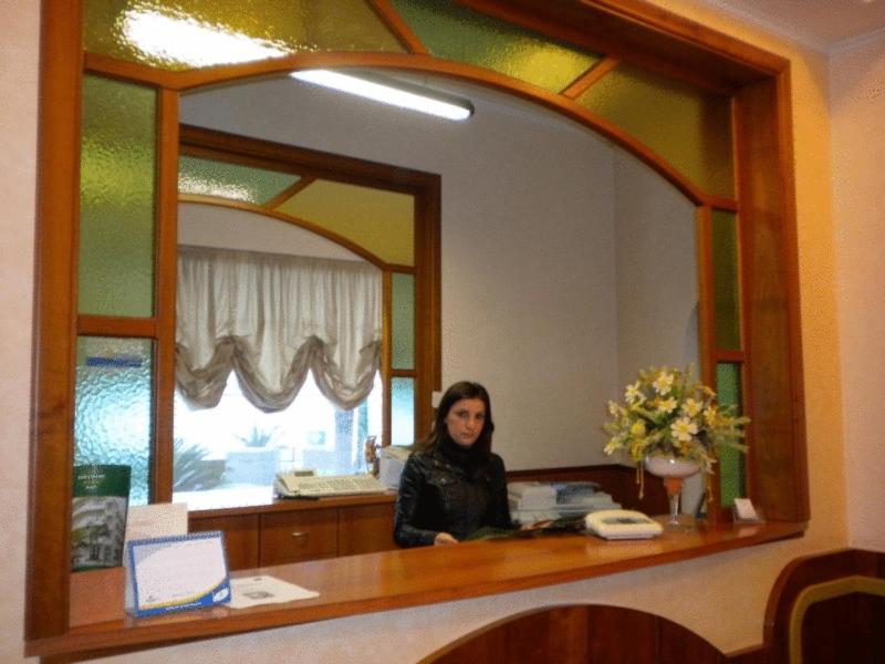 Hotel Ristorante Miramare Марина ди Джойоса Йоника Екстериор снимка