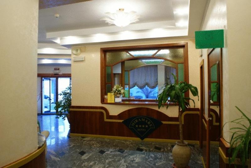 Hotel Ristorante Miramare Марина ди Джойоса Йоника Екстериор снимка